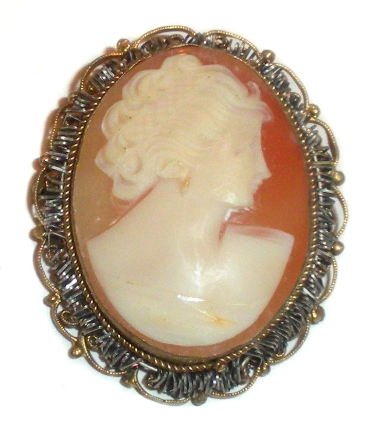 Art Deco 1930s Gold And Silver Filigree Carved Shell Cameo Pendant Or Pin