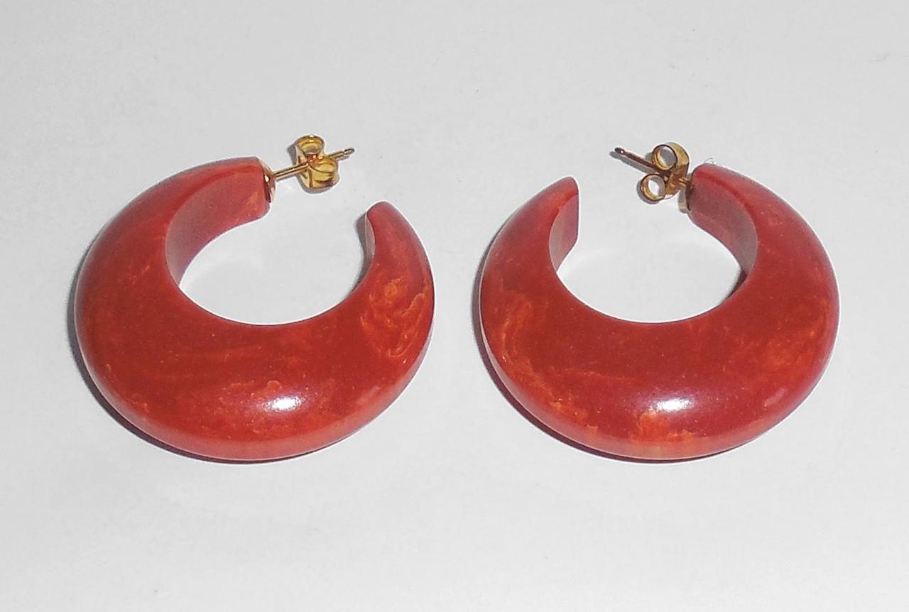 Strongly Marbled Orange Red Chunky Vintage Bakelite Open Hoop Earrings