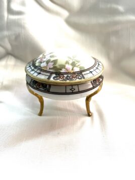 1910s to 1920s Art Deco Nippon Morimura Brothers Hand Painted 3 Legged Dresser Jar Vanity Box